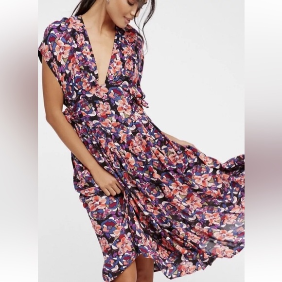 Free People Fitting Floral Midi dress Size XS - Picture 1 of 7